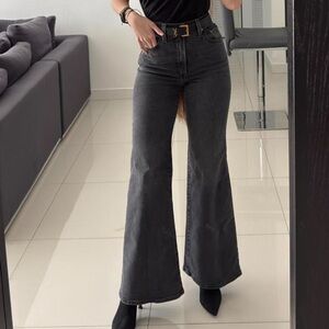 Levis black ribcage bell jeans